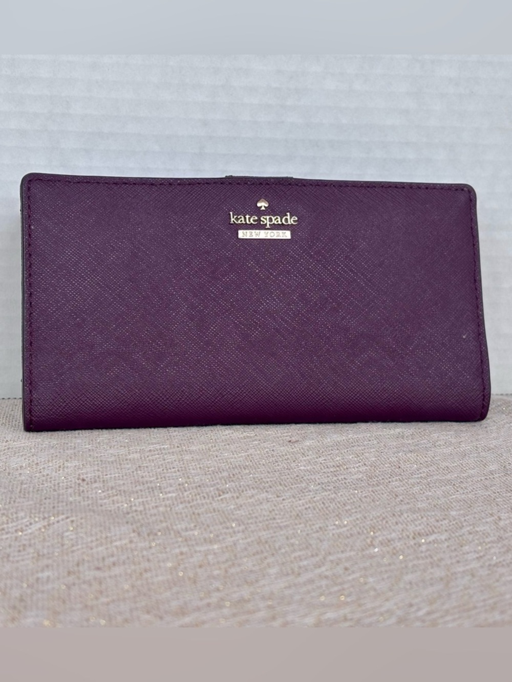 Kate Spade Plum Saffiano Leather Wallet Zip Pocket Card Holder